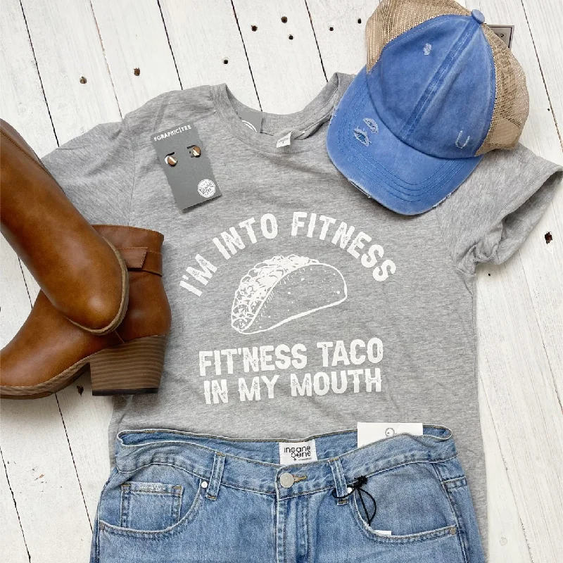 I'm Into Fitness Taco Crew Neck Gray Short Sleeve Graphic Tee