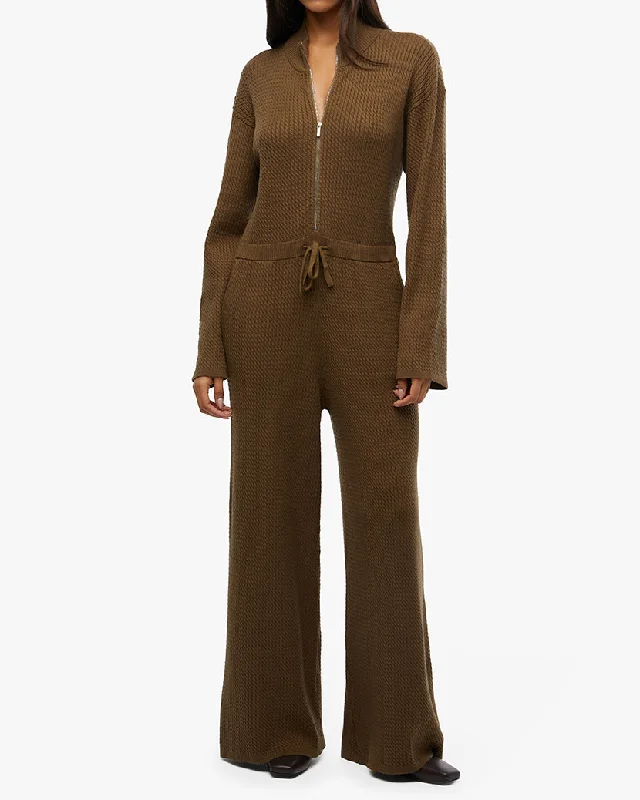 Relaxed Leisure Suit